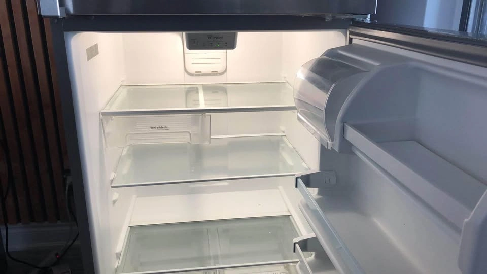 Whirlpool 30" Wide Stainless Steel Fridge - photo 4