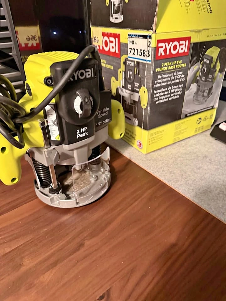 RYOBI 10-Amp 2 HP Peak Corded Plunge Base Router (RE180PL1G)