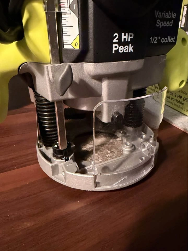 RYOBI 10-Amp 2 HP Peak Corded Plunge Base Router (RE180PL1G) - photo 5