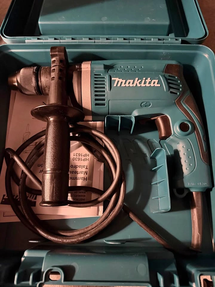 Makita HP1631K 710W Corded Hammer Drill Kit