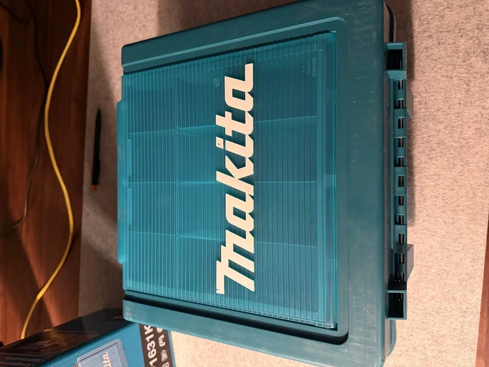 Makita HP1631K 710W Corded Hammer Drill Kit - photo 5