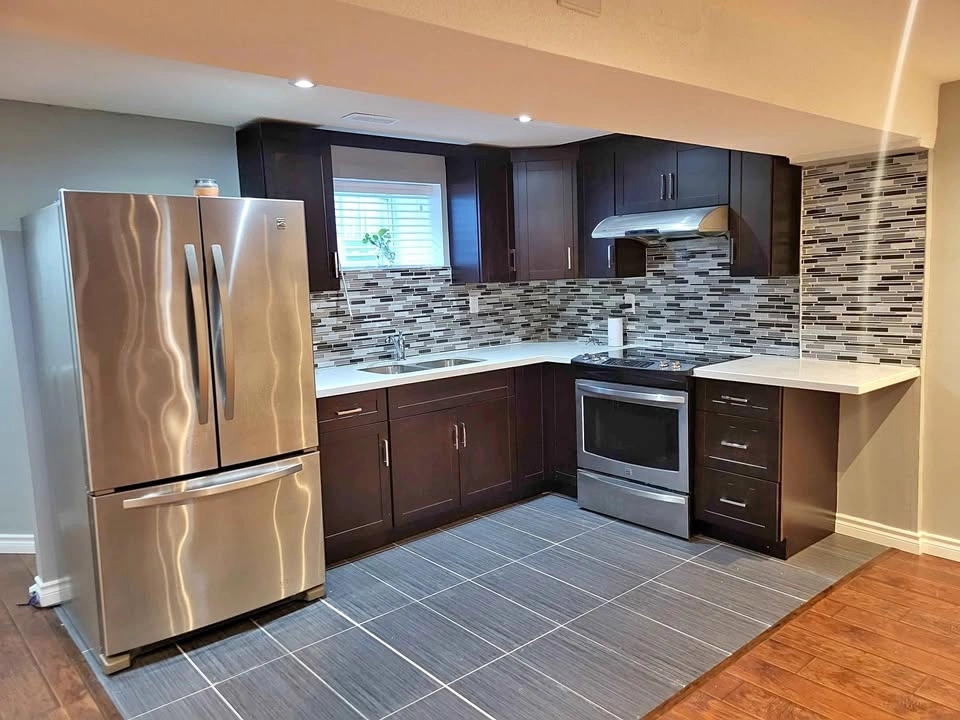 1-Bedroom Basement Apartment with Separate Entrance - Nov 1st