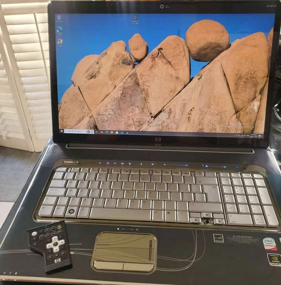 HP HDX 18 laptop image indicator(8)