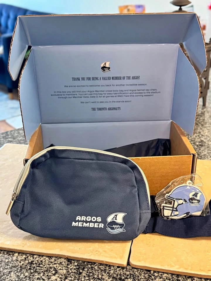Toronto Argonauts Member Crossbody Bag and Keychain Set