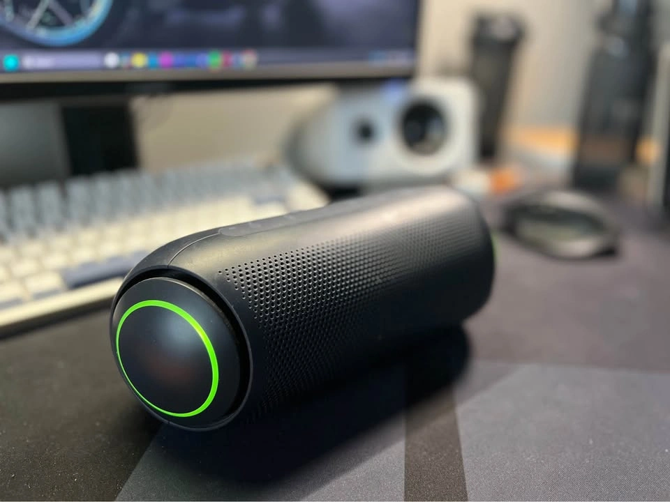 LG PL7 Bluetooth Speakers - photo 3