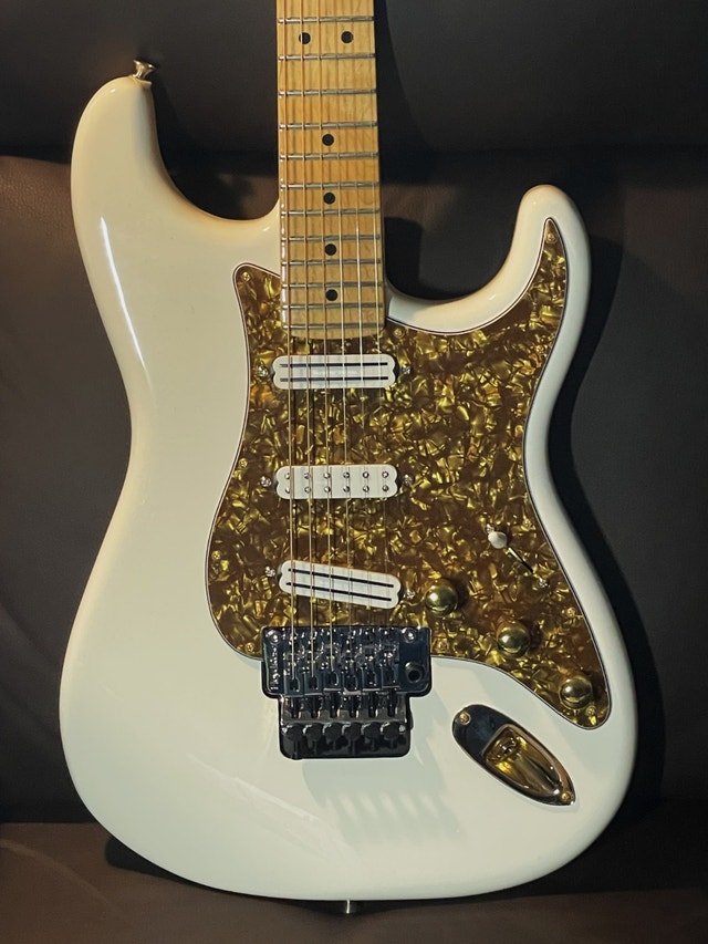 Fender Custom HHH Shred Strat - photo 2