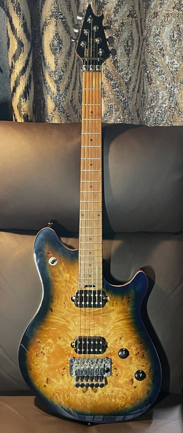 EVH Wolfgang Standard Exotic (Poplar Burl)