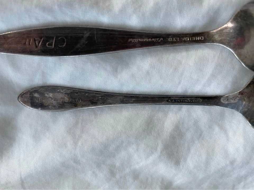 Vintage CP Air & Canadian Pacific Airlines Flatware Set - photo 3