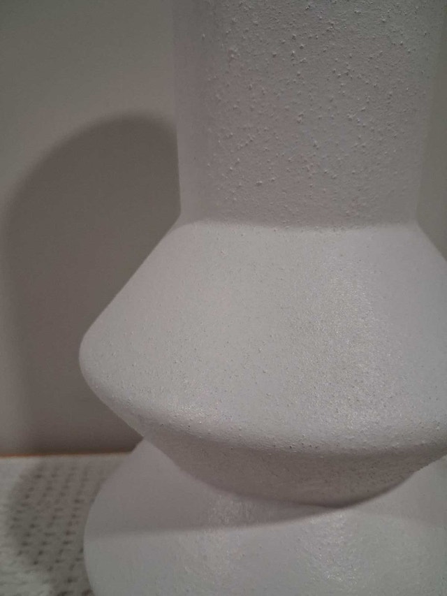 Modern Textured White Ceramic Vase - photo 2