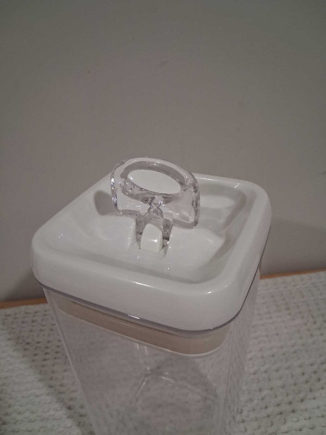OXO Good Grips Pop Container - photo 4