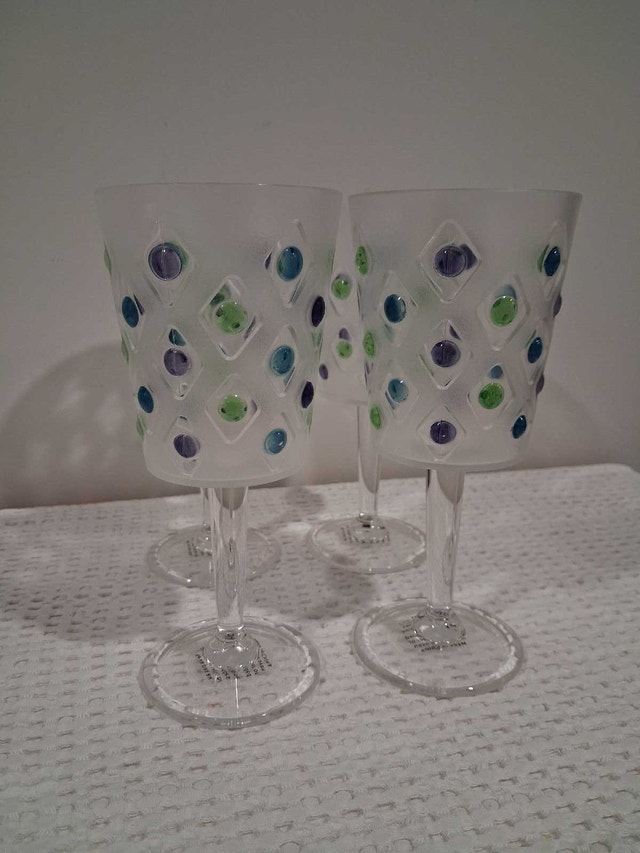 Pier 1 Imports Wine Glasses - photo 2