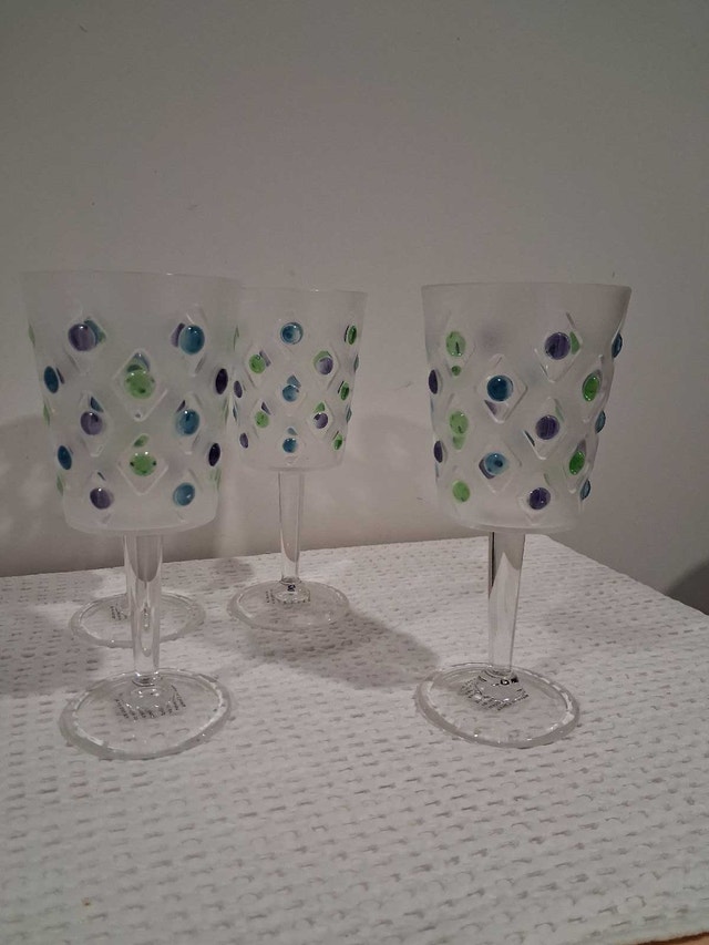 Pier 1 Imports Wine Glasses - photo 3