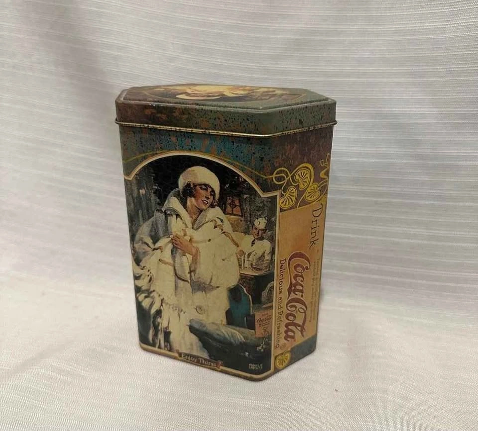 Vintage 1991 Coca-Cola Hexagonal Tin - photo 3