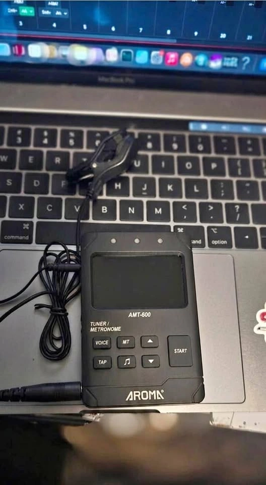 Aroma AMT-600 Chromatic Tuner and Metronome