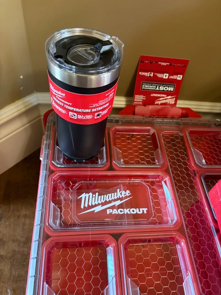 Brand New, Tags on Milwaukee Packout 20 oz Tumbler - photo 3
