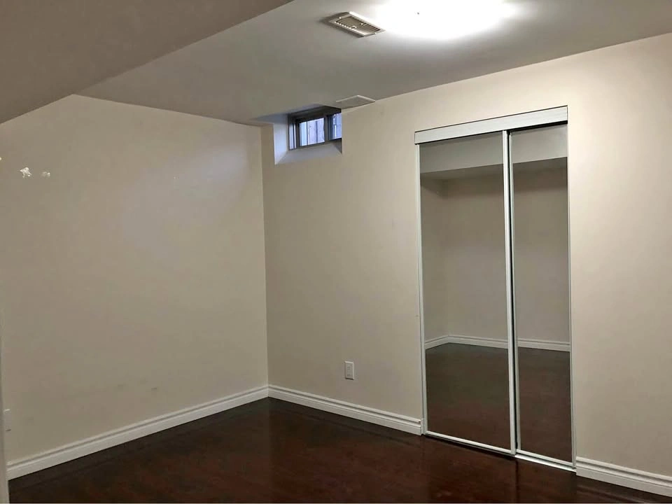 1 Bed 1 Bath - House