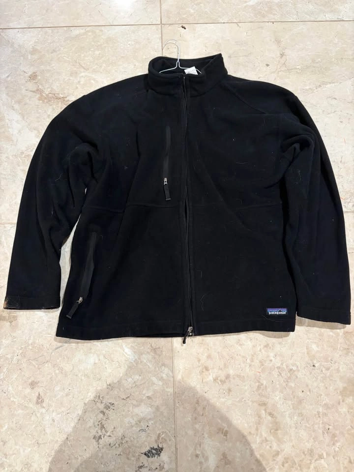 Like new, Patagonia Men's XL Synchilla Fleece