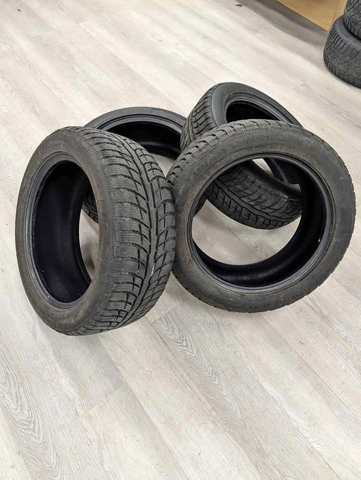 225/50/R17 BFGoodrich Full Winter Tire Set