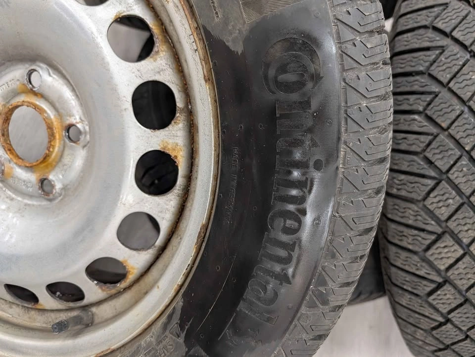215/65R16 Continental Winter Tires on Rims - 5x112 - photo 2