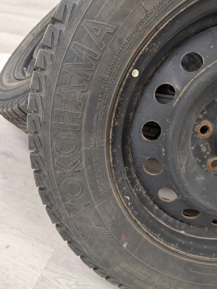 215/70/R16 Winter Tires - photo 5