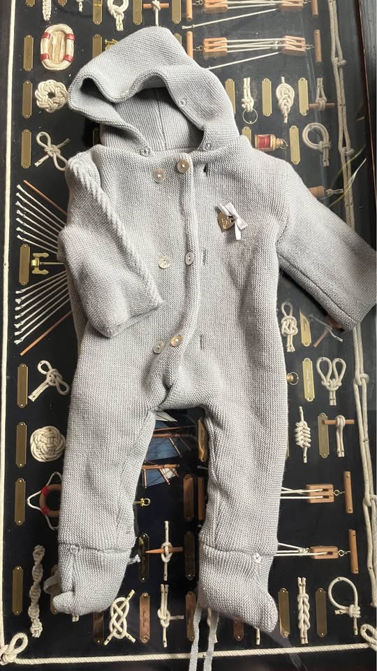 Baby winter jacket onesie 12 months - photo 3