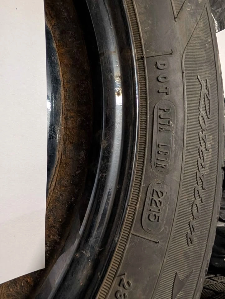 235/55/R17 Winter Tires - photo 4