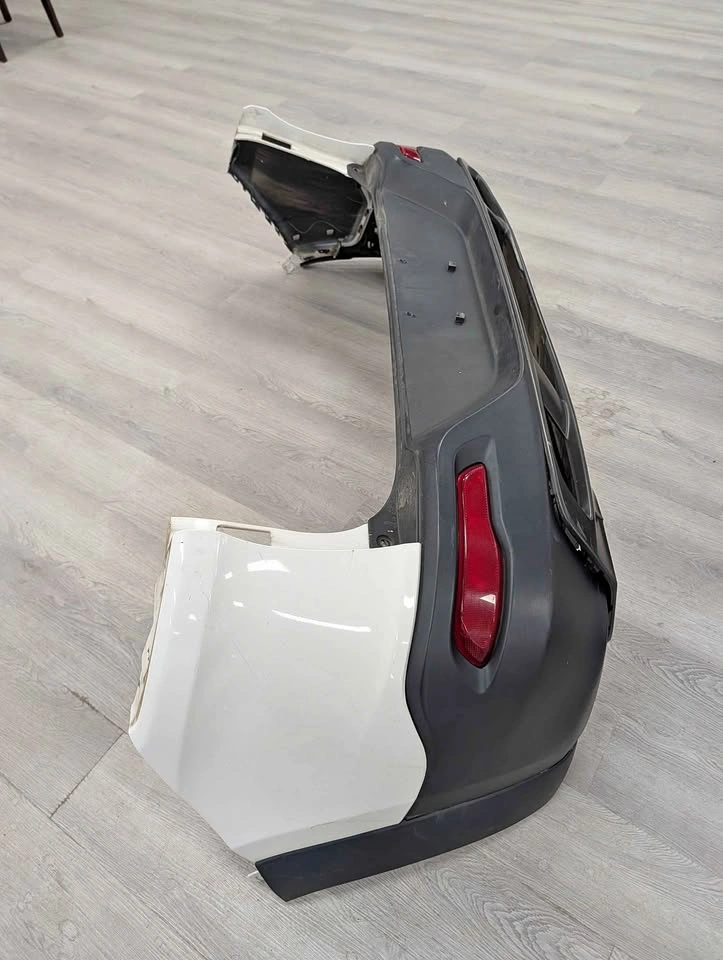 Jeep Cherokee Trailhawk Rear Bumper Cover