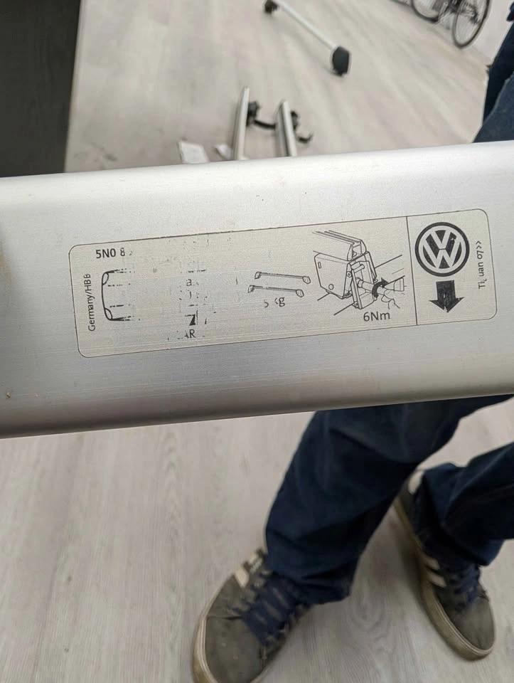 2009-2017 Volkswagen Tiguan Roof Racks - photo 5