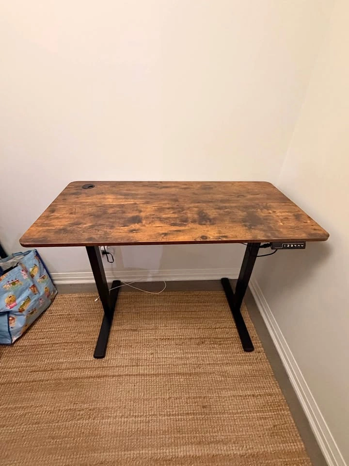 Electric Height Adjustable Standing Desk – 63”