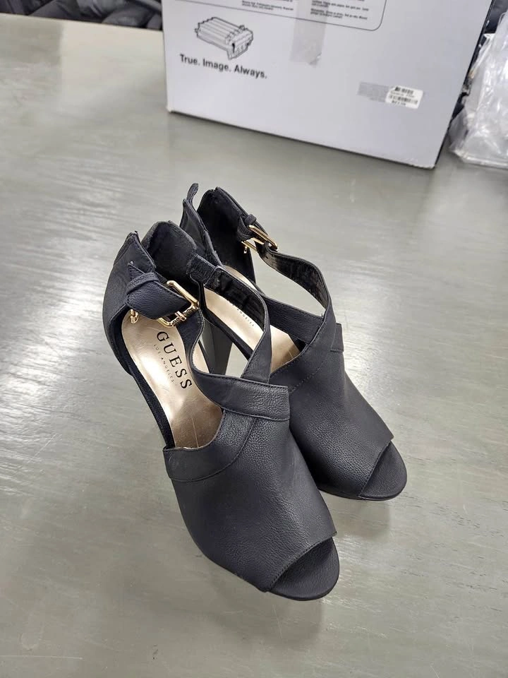 Guess Black Peep Toe Heeled Shoes Size 7M