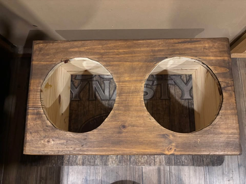 Rustic Wooden Elevated Pet Feeding Station - 2 Bowls - photo 3