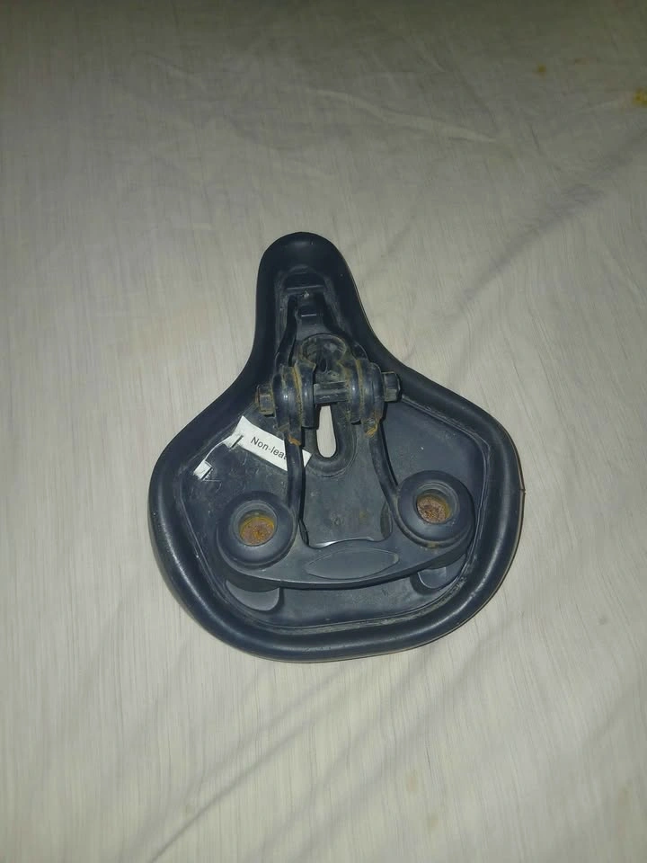 Bike saddle - photo 2