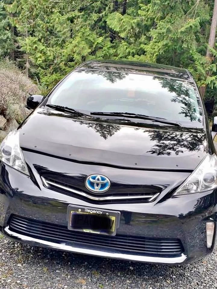 2012 Toyota Prius V Hybrid - Clean Title