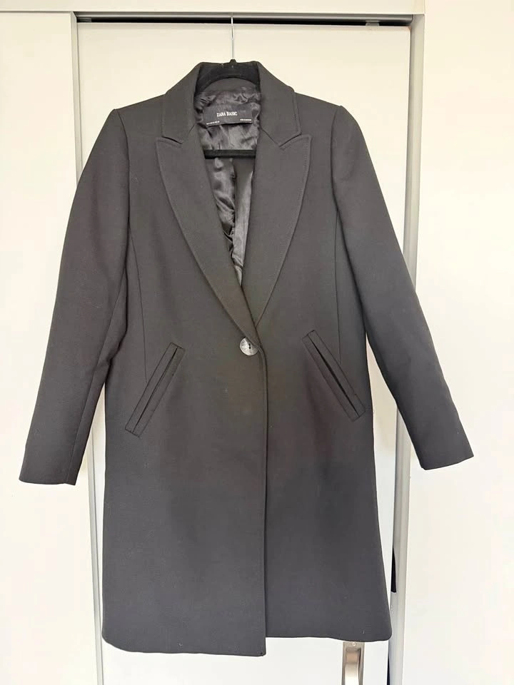 Zara Black Fall Coat Knee Length
