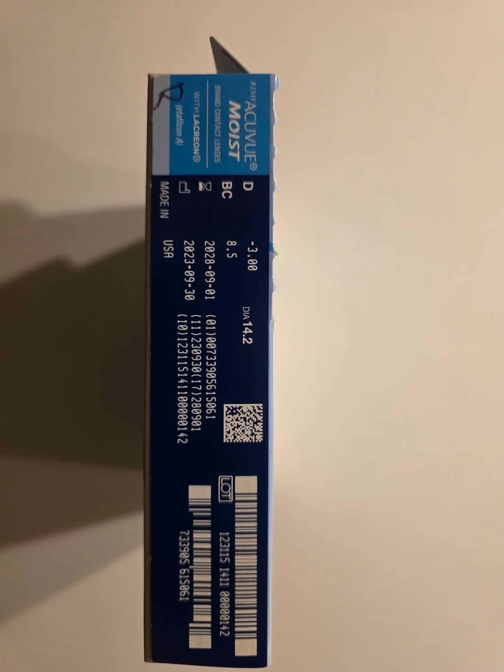 1-Day Acuvue Moist Contact Lenses 60 Lens - photo 2