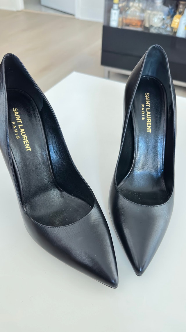 Saint Laurent Black Pumps (size 39)