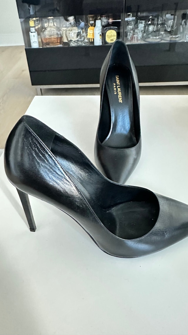 Saint Laurent Black Pumps (size 39) - photo 2