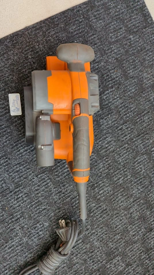 RIDGID R2740 Belt Sander - photo 2
