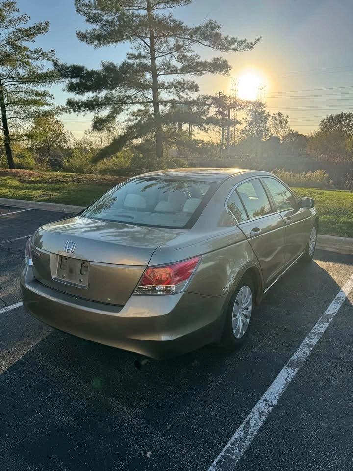 2008 Honda Accord LX Sedan 4D - photo 3
