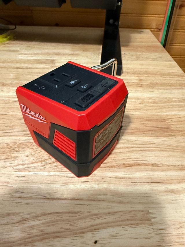 Milwaukee M18 top up - photo 2