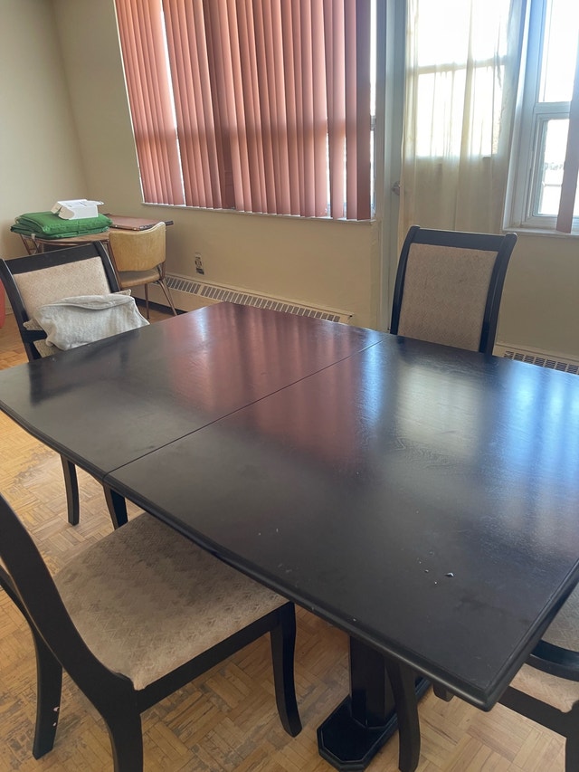 dining table