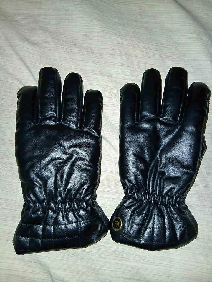 Winter gloves