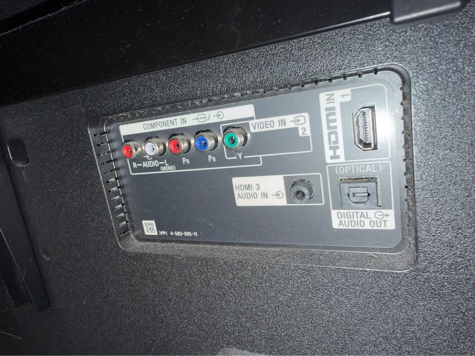 Sony Bravia 55 inch TV (Wall mount only) - photo 4