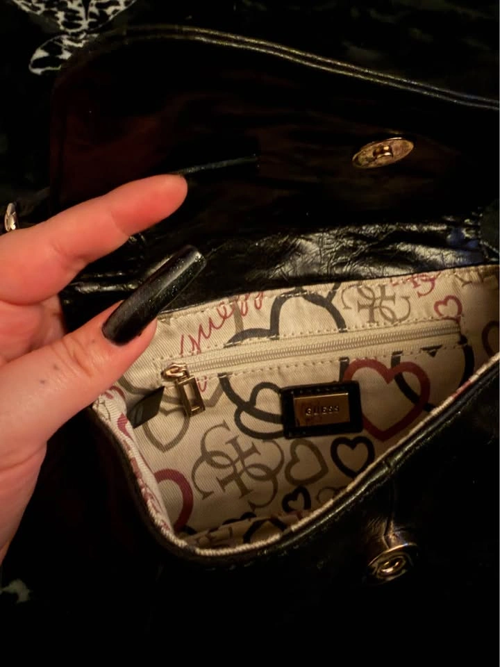 y2k vintage Guess leather clutch purse - photo 4