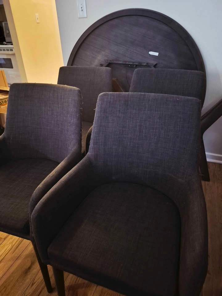 Ashley Homestore Round Dinner Table With 4 Chairs - photo 5