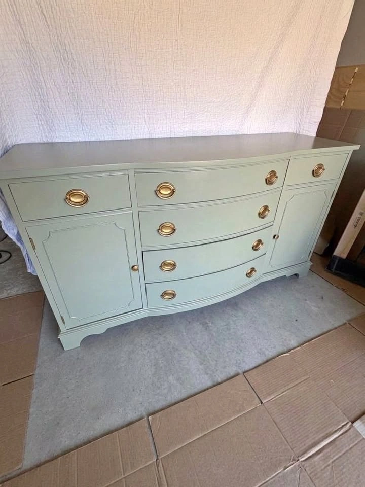 🌿 Beautiful Refinished Vintage Knechtel Dresser / Buffet