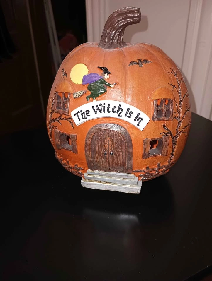Indoor Halloween Decor - photo 3
