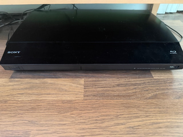 46 inch Sony Bravia TV Home Theatre System with blue ray - photo 3