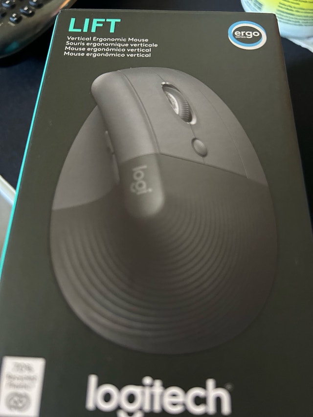 Logitech Lift Vertical Ergonomic Mouse