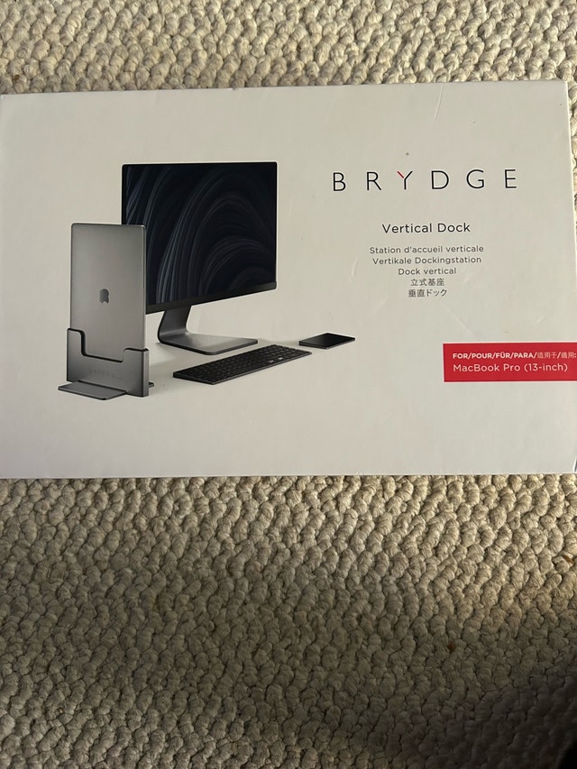 Brydge Vertical Dock for 13-inch MacBook Pro